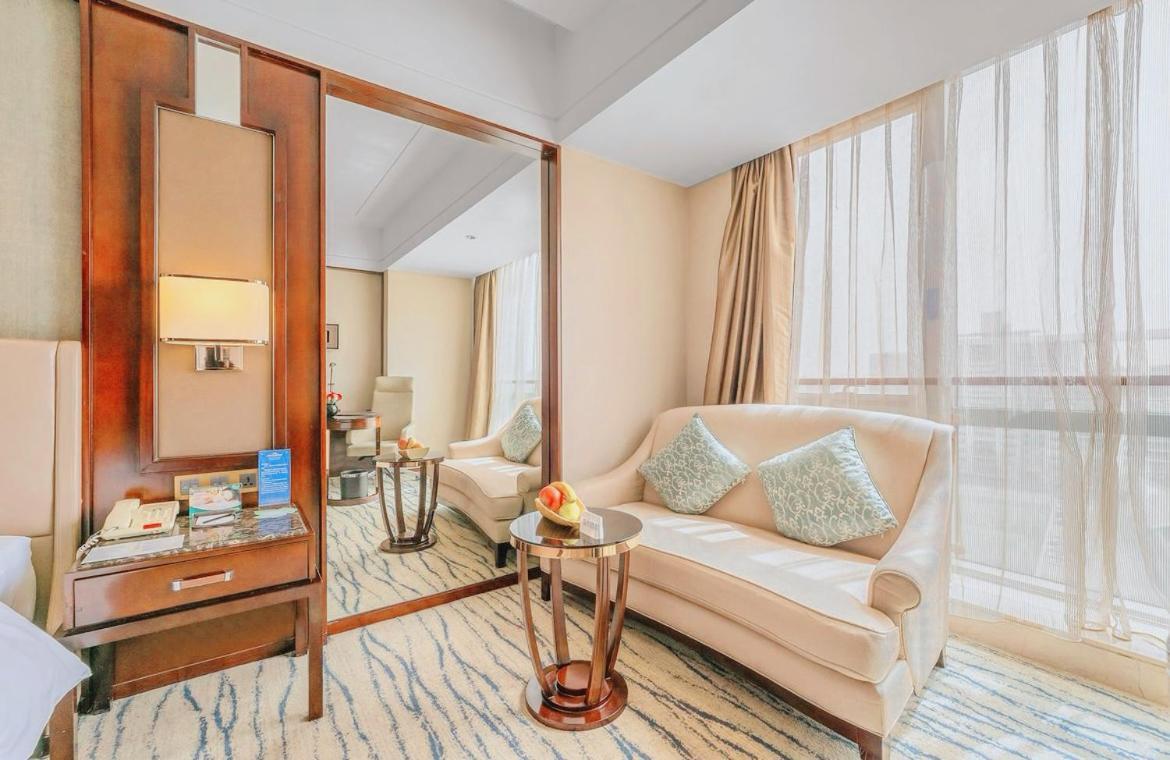 Kangda Howard Johnson Hotel Qingdao Xianlang Exteriör bild